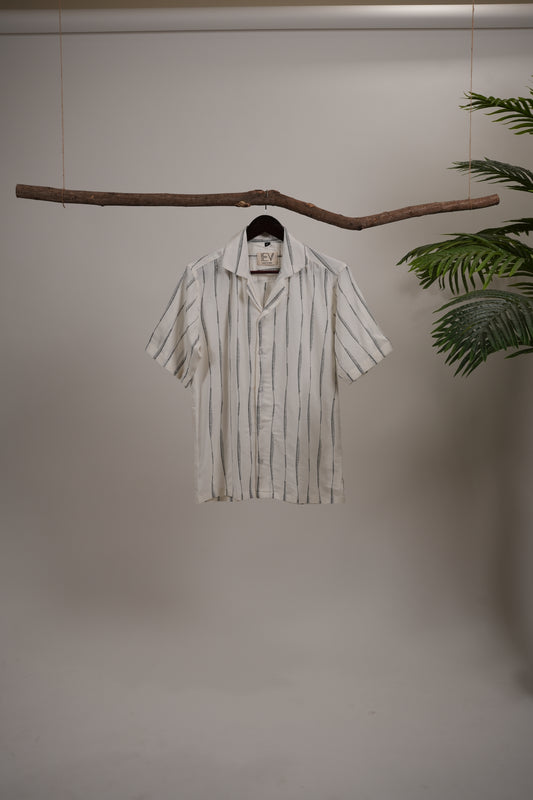 Graceful Lines Embroidery shirt